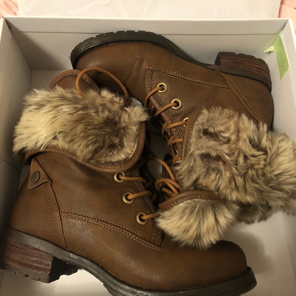 Steve Madden fur lined boot